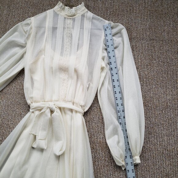 VINTAGE 70s Wedding / Tea / Bohemian Prairie Dress Small - Picture 8 of 8